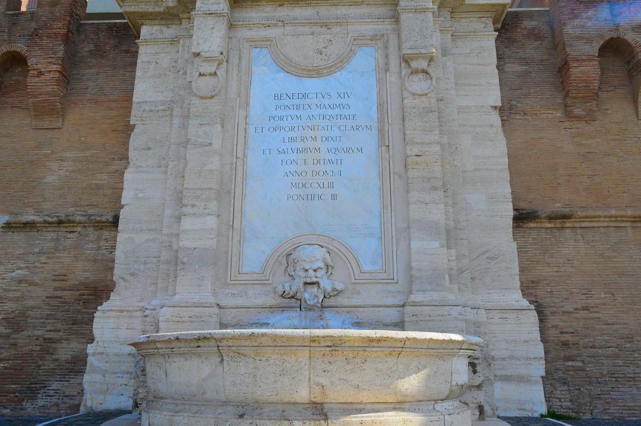 Domus Cavour Apartment Civitavecchia Luaran gambar
