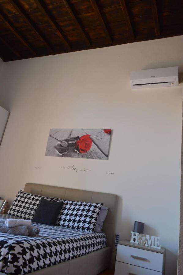 Domus Cavour Apartment Civitavecchia Luaran gambar