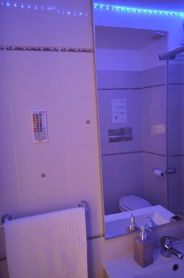 Domus Cavour Apartment Civitavecchia Luaran gambar